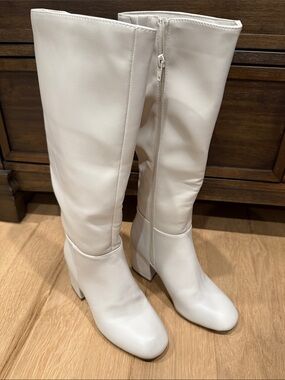 Kohl's White Knee-High Block Heel Boots